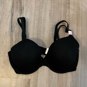 Victoria’s Secret PINK Wear Everywhere Lightly Lined Tshirt Bra Black 34…
